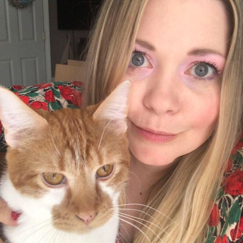 Meet your Posher, Holly